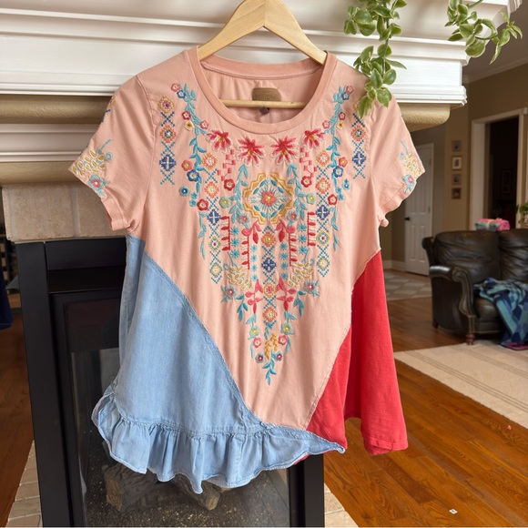 DRIFTWOOD Tops - Driftwood Classic Tee Embroidered Color Block Boho Large